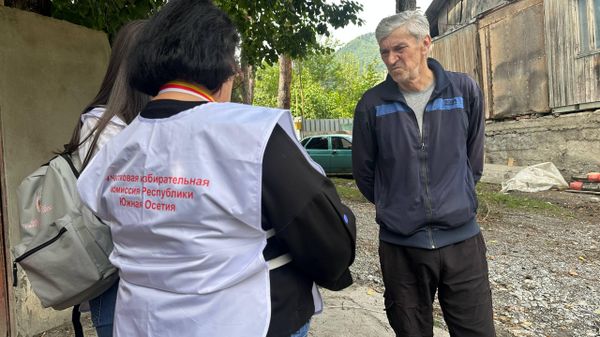 В Дзауском районе стартовал проект адресного информирования избирателей УИК Инфо - Sputnik Южная Осетия