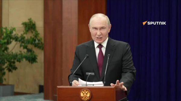ВС РФ дано указание по нанесению массированных ударов по энергетике Украины — в качестве ответа за украинские удары по гражданским объектам, сообщил Путин - Sputnik Южная Осетия