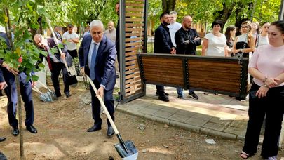 Субботник в Цхинвале в рамках конкурса благоустройства "Цвети, Осетия моя!"