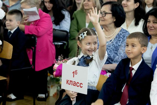 Первый звонок в школах Южной Осетии Первый звонок в школах Южной Осетии - Sputnik Южная Осетия