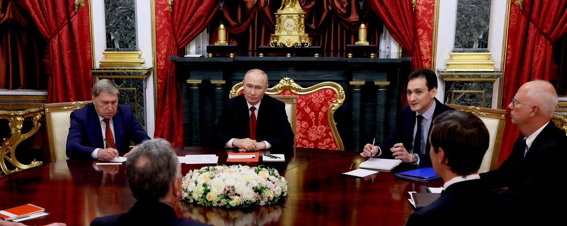 Встреча президента Владимира Путина со Стивом Уиткоффом и Джаредом Кушнером - Sputnik Южная Осетия, 1920, 06.09.2026