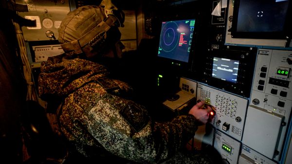Боевое дежурство расчета ЗРК Тор. Архивное фото  - Sputnik Южная Осетия