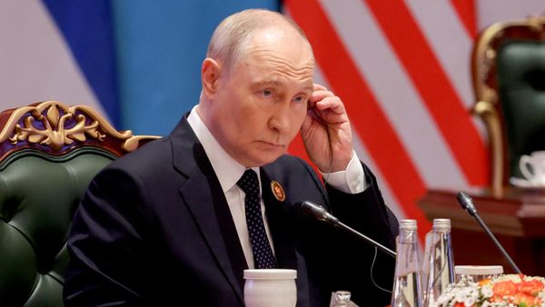 Президент РФ Владимир Путин на заседании XVIII саммита БРИКС в Нью-Дели - Sputnik Южная Осетия