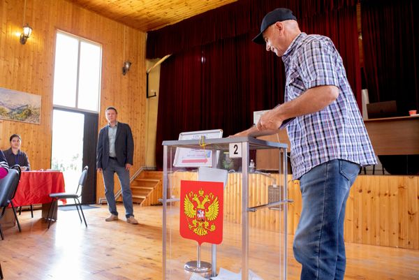 Выборы депутатов Госдумы РФ в Южной Осетии Выборы депутатов Госдумы РФ в Южной Осетии - Sputnik Южная Осетия