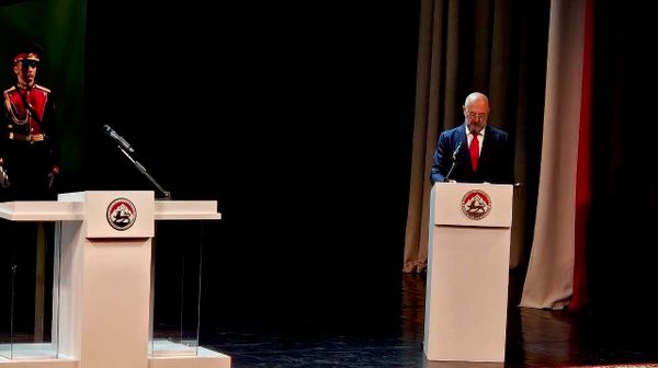 Харичев: Россия продолжит защищать и поддерживать народ Южной Осетии - Sputnik Южная Осетия