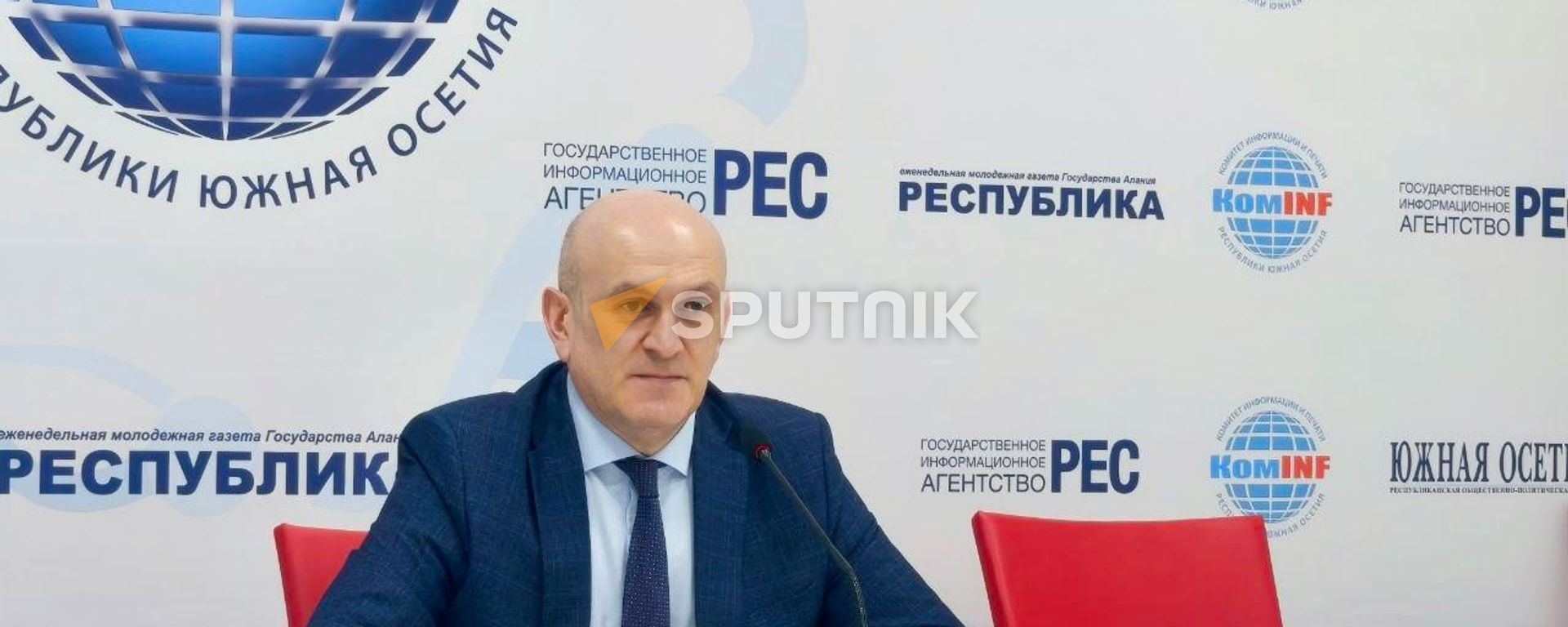 Исполняющий обязанности министра иностранных дел Южной Осетии Ахсар Джиоев - Sputnik Южная Осетия, 1920, 05.10.2026