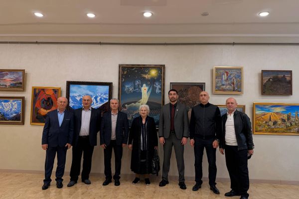 В Цхинвале прошли памятные мероприятия в честь 167-летия со дня рождения Коста Хетагурова В Цхинвале прошли памятные мероприятия в честь 167-летия со дня рождения Коста Хетагурова - Sputnik Южная Осетия