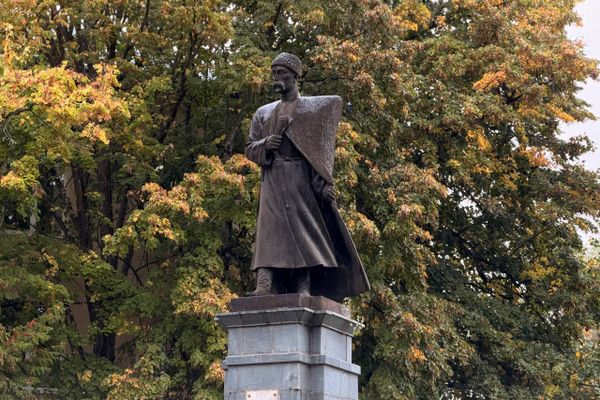 В Цхинвале прошли памятные мероприятия в честь 167-летия со дня рождения Коста Хетагурова В Цхинвале прошли памятные мероприятия в честь 167-летия со дня рождения Коста Хетагурова - Sputnik Южная Осетия