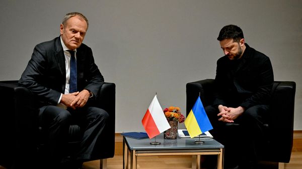 Владимир Зеленский yf dcnhtxt с премьер-министром Польши Дональдом Туском. Архивное фото  - Sputnik Южная Осетия