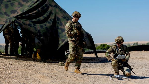 Американские силовики на границе с Мексикой. Архивное фото  - Sputnik Южная Осетия