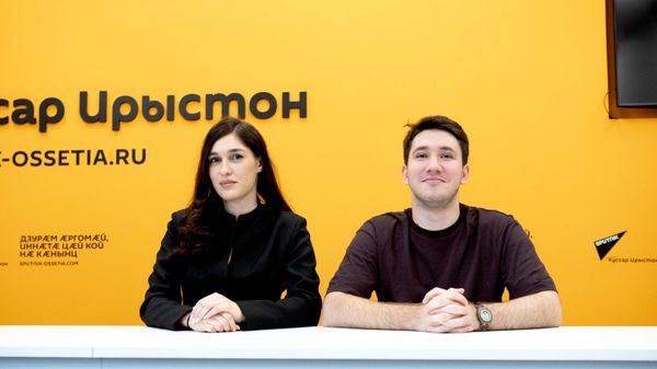 Донна Дудаева и Олег Плиев - Sputnik Южная Осетия