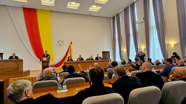 Хуссар Ирыстоны парламенты сесси - Sputnik Хуссар Ирыстон