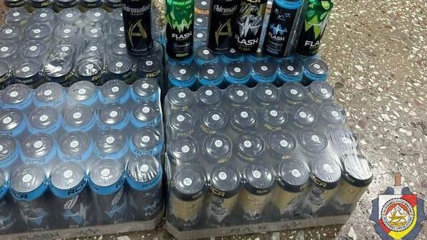 В Цхинвале из двух магазинов изъяли более 700 банок энергетических напитков - Sputnik Южная Осетия