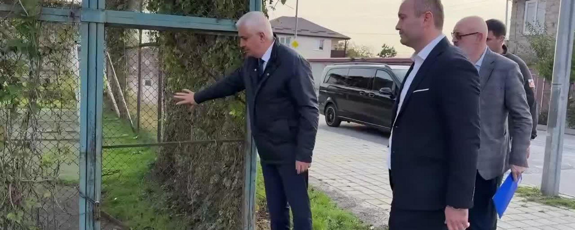 Камболов поручил привести в порядок детские и спортивные площадки в Цхинвале - Sputnik Южная Осетия, 1920, 28.10.2026