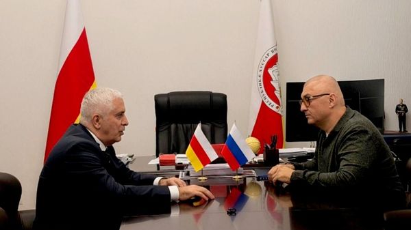 Марат Камболов и Сослан Плиев - Sputnik Южная Осетия