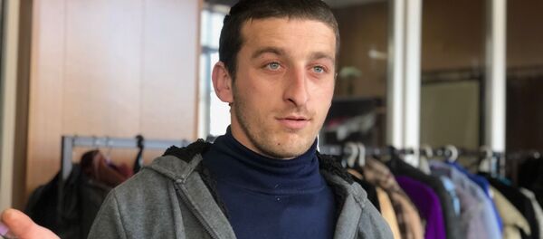 Ирбег Бетеев. Жизнь, спустя неделю после пожара Ирбег Бетеев. Жизнь, спустя неделю после пожара - Sputnik Южная Осетия