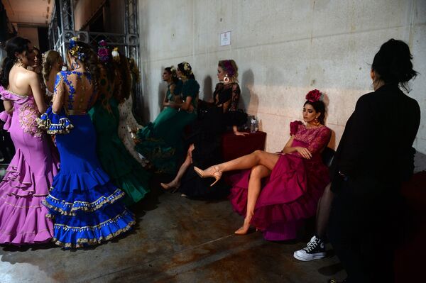 Моели на International Flamenco Fashion Show (SIMOF) в Севилье - Sputnik Южная Осетия