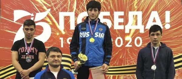 На проходившем во Владикавказе первенстве РСО-Алания по вольной борьбе среди юниоров 2000-2002 г.р представители нашей республики завоевали 3 золотые, одну серебряную и одну бронзовую медаль На проходившем во Владикавказе первенстве РСО-Алания по вольной борьбе среди юниоров 2000-2002 г.р представители нашей республики завоевали 3 золотые, одну серебряную и одну бронзовую медаль - Sputnik Южная Осетия
