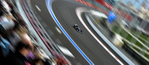 Гонщик команды Заубер Маркус Эрикссон на российском этапе чемпионата Формула-1 Гонщик команды Заубер Маркус Эрикссон на российском этапе чемпионата Формула-1 - Sputnik Южная Осетия