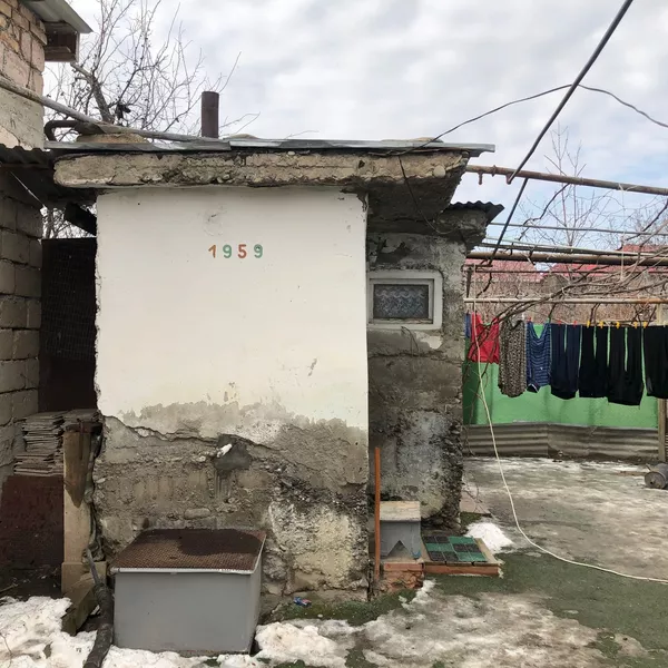 Расскажу, как мне осетины помогают: в Южной Осетии меняют кровли пострадавших домов Расскажу, как мне осетины помогают: в Южной Осетии меняют кровли пострадавших домов - Sputnik Южная Осетия