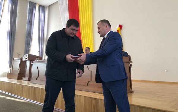 В парламенте состоялось награждение депутатов и сотрудников аппарата - Sputnik Южная Осетия