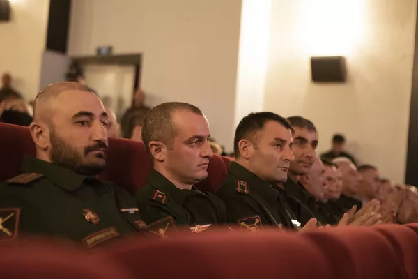 Торжество отваги. В Южной Осетии чествовали защитников Родины Торжество отваги. В Южной Осетии чествовали защитников Родины - Sputnik Южная Осетия