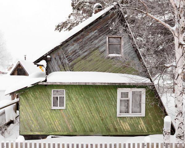 Деревянный домик в Архангельской области - Sputnik Южная Осетия