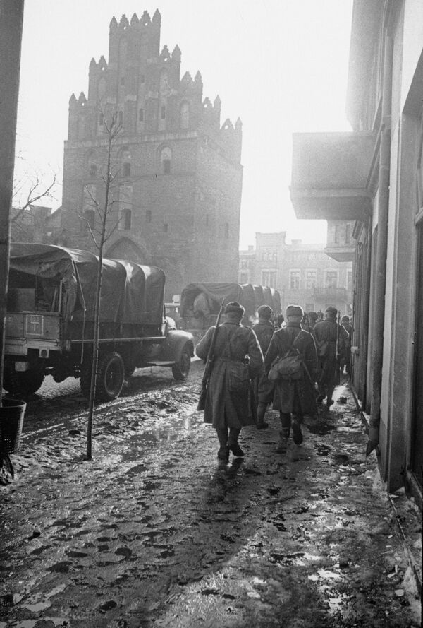 Этот день в 1945-м: ожесточенные бои на подступах к Кенигсбергу Этот день в 1945-м: ожесточенные бои на подступах к Кенигсбергу - Sputnik Южная Осетия