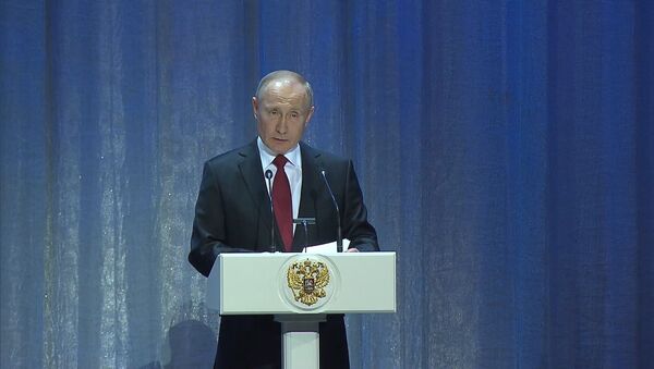 Путин: Россия нацелена на укрепление разноплановых связей с Кыргызстаном - Sputnik Южная Осетия