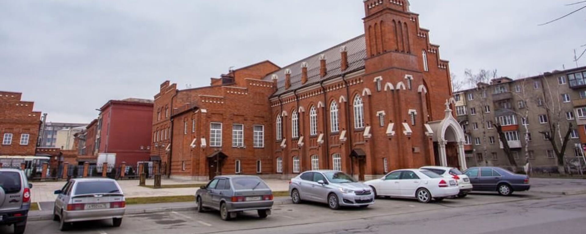 Здание филиала Мариинского театра во Владикавказе  - Sputnik Южная Осетия, 1920, 28.09.2023