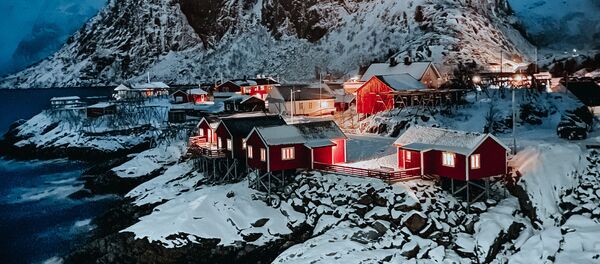 Снимок российского фотографа Rustam Shagimordanov, сделанный на iPhone 11 и победивший в конкурсе Community Challenge: Night mode от компании Apple - Sputnik Южная Осетия