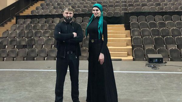 Дина Бекоева рассказала о репетициях в государственных ансамблях Чечни - Sputnik Южная Осетия