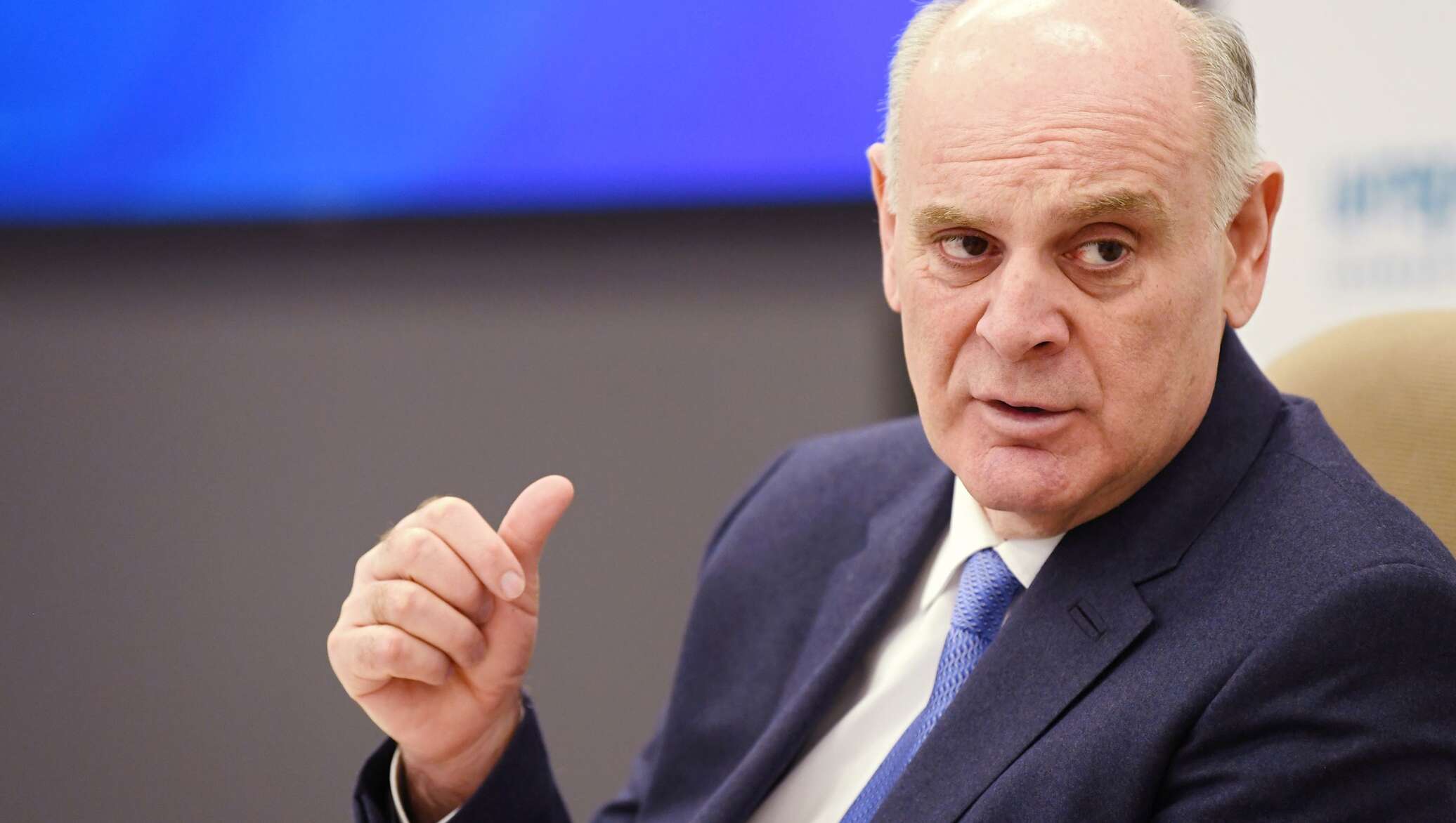 аслан бжания дом. бжания аслан георгиевич. аслан георгиевич бжания. глава абхазии аслан бжания. кристиан бжания.