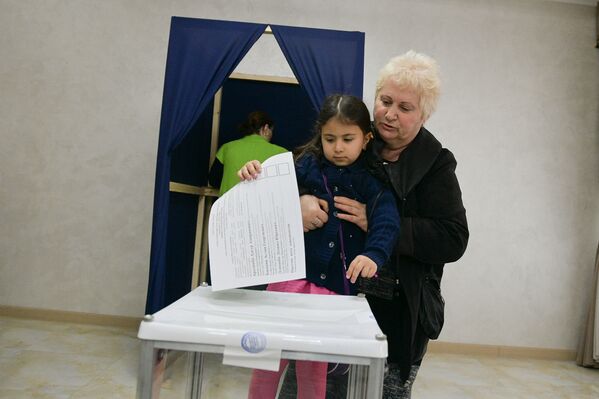Активно в судьбе государство участвуют даже самые маленькие граждане. - Sputnik Южная Осетия