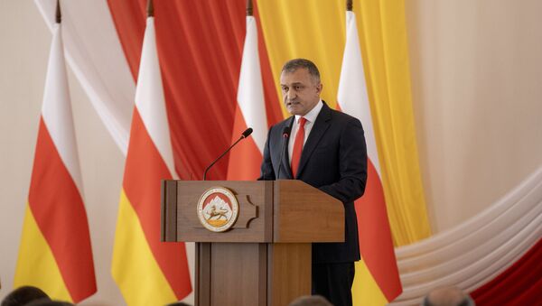 Послание Анатолия Бибилова к народу и парламенту Южной Осетии - Sputnik Южная Осетия