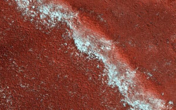 Изображение инопланетного образования на поверхности Марса, напоминающее тирамису - Sputnik Южная Осетия