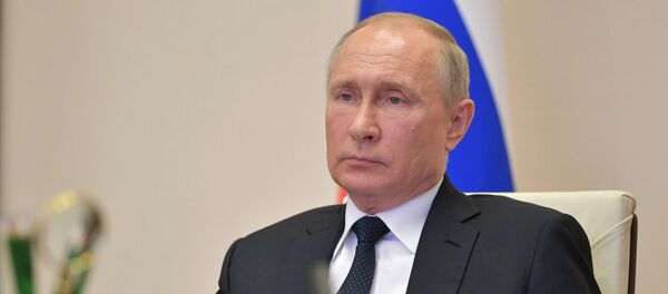Президент РФ В. Путин в режиме видеоконференции провел совещание с руководителями субъектов РФ Президент РФ В. Путин в режиме видеоконференции провел совещание с руководителями субъектов РФ - Sputnik Южная Осетия
