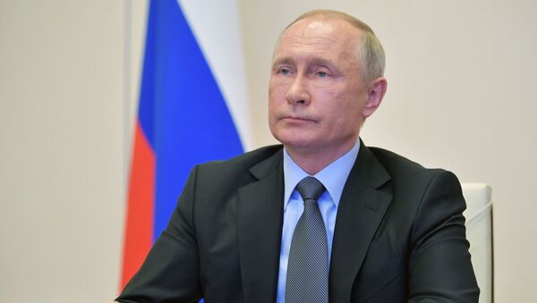 Президент РФ В. Путин провел совещание по развитию ситуации с коронавирусом - Sputnik Южная Осетия