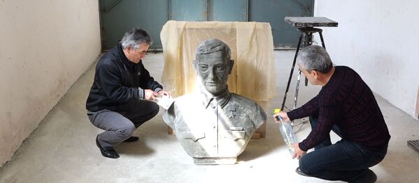 Бюст Беруашвили Бюст Беруашвили - Sputnik Южная Осетия