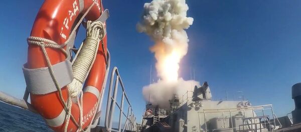 Пуск ракеты с надводного корабля Пуск ракеты с надводного корабля - Sputnik Южная Осетия