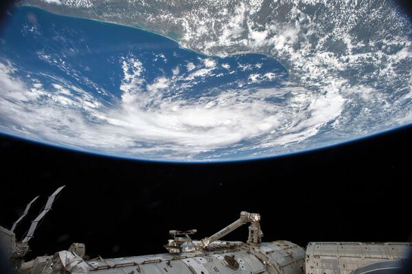 Тропический шторм с борта МКС - Sputnik Южная Осетия