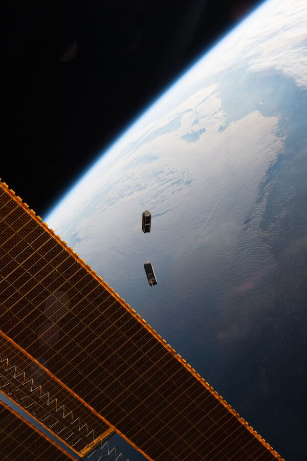 Малые искусственные спутники Земли CubeSat - Sputnik Южная Осетия