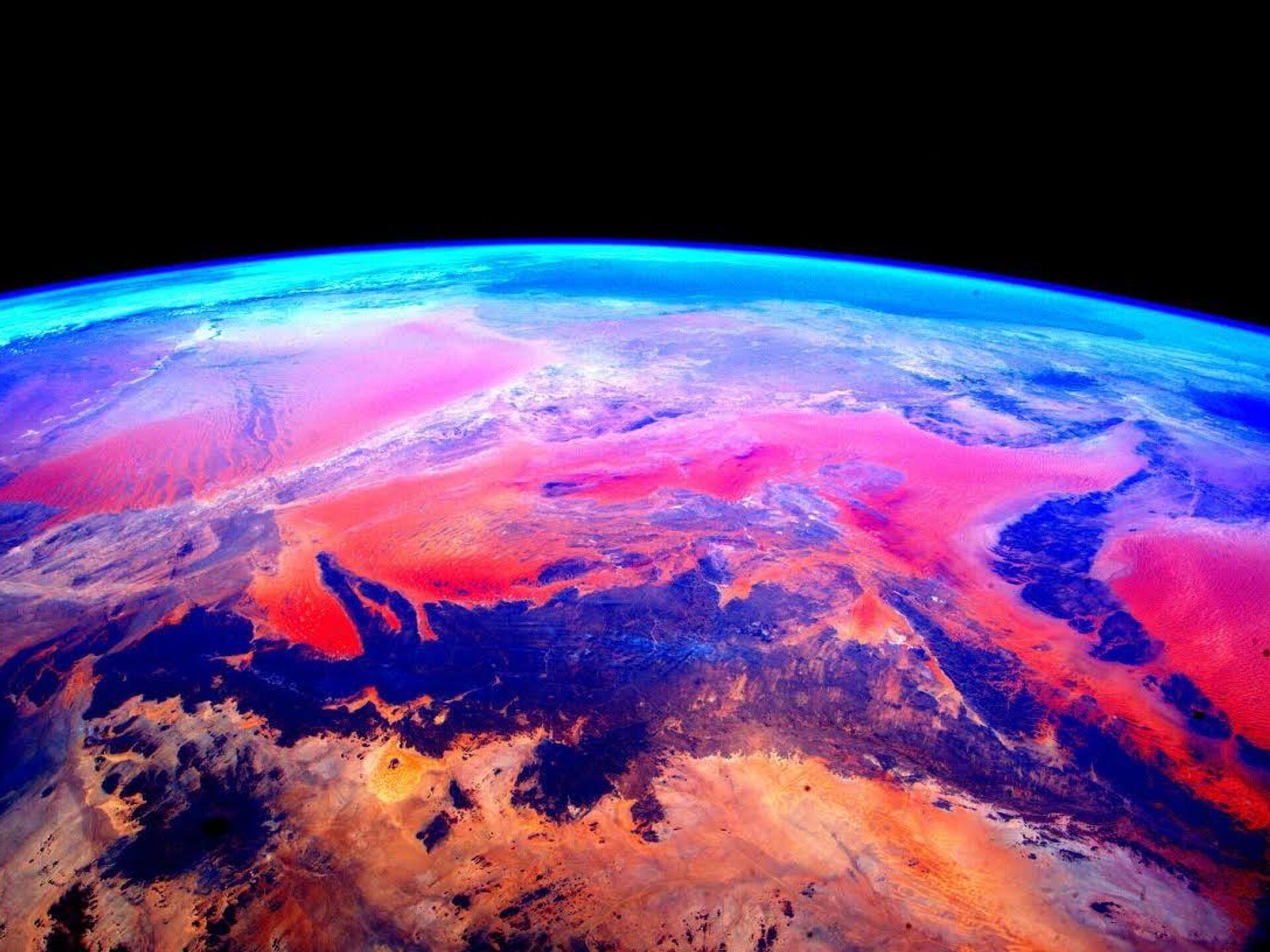 Снимки планеты земля. Планета вид из космоса. О земле и космосе. Красивый вид земли из космоса. Снимок земли из космоса.