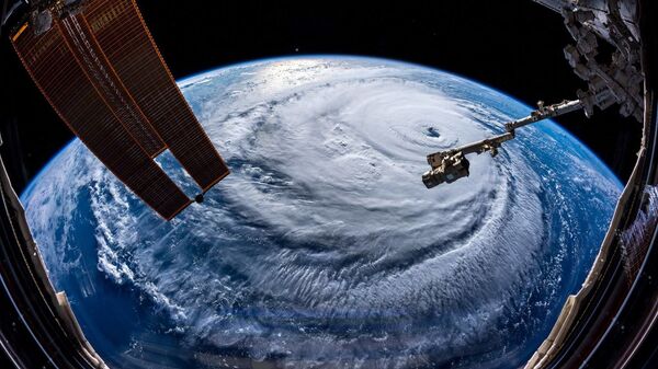 Ураган Флоренс, сфотографированный астронавтом Александром Герстом с МКС - Sputnik Южная Осетия
