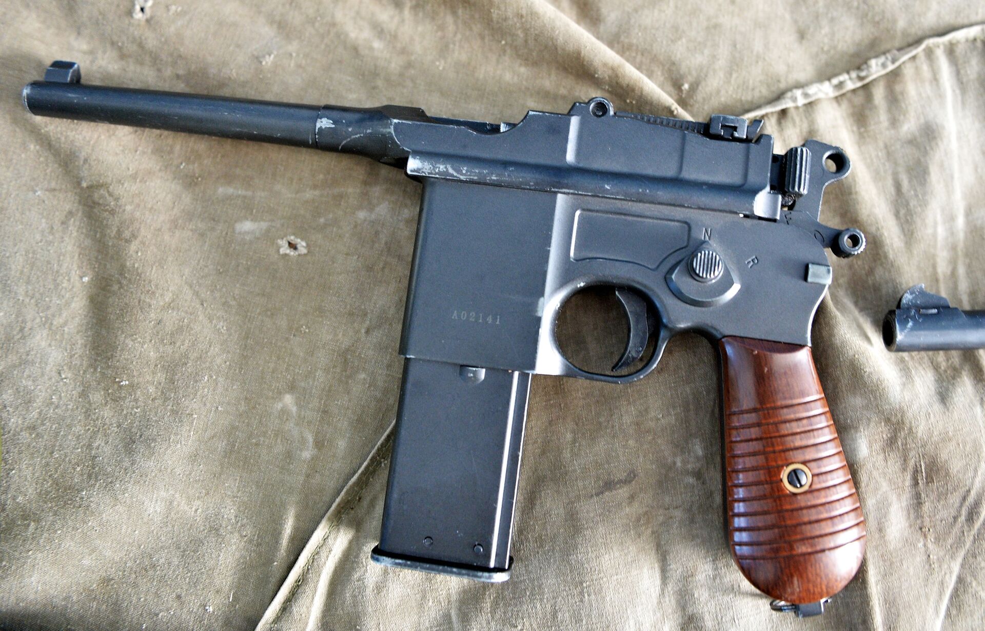 Самозарядный пистолет Маузер К96 - Sputnik Южная Осетия, 1920, 26.06.2022
