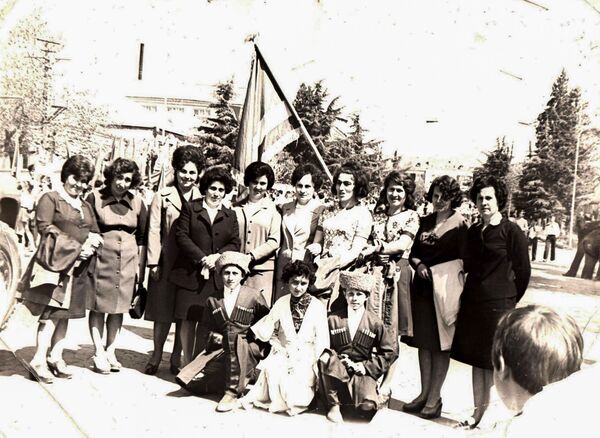 Первомай в Цхинвале: как отмечали праздник в советские годы - Sputnik Южная Осетия