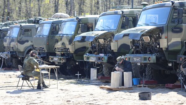 Свыше 7 тыс. единиц вооружения и военной техники переведут военнослужащие 49 армии ЮВО на летний режим эксплуатации - Sputnik Южная Осетия