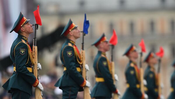 Военнослужащие президентского полка на военном параде на Красной площади в Москве - Sputnik Южная Осетия