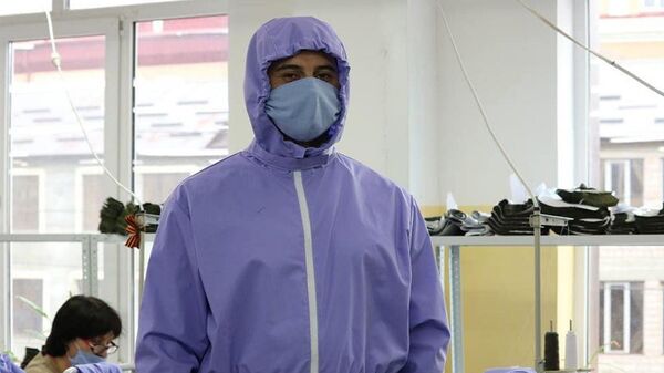 БТК-4 сошьет защитные костюмы для югоосетинских медиков БТК-4 сошьет защитные костюмы для югоосетинских медиков - Sputnik Южная Осетия