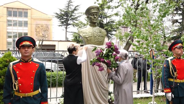 В Южной Осетии открыли памятник Герою СССР  - Sputnik Южная Осетия